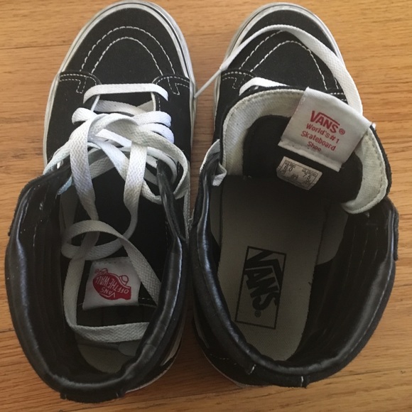 VANS OLD SKOOL SK8 HI BLACK AND WHITE - Picture 3 of 8